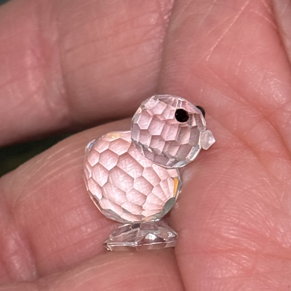 Swarovski Crystal - 3 Baby Chicks
- Mint condition in the original canister - Picture 9 of 13